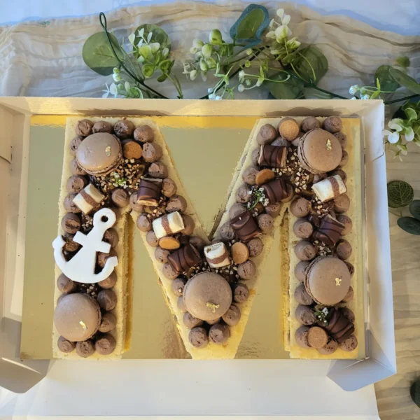 Letter cake — Un Brin Toquée